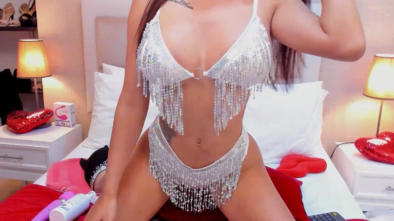 YelinaMontana's Streamate show and profile