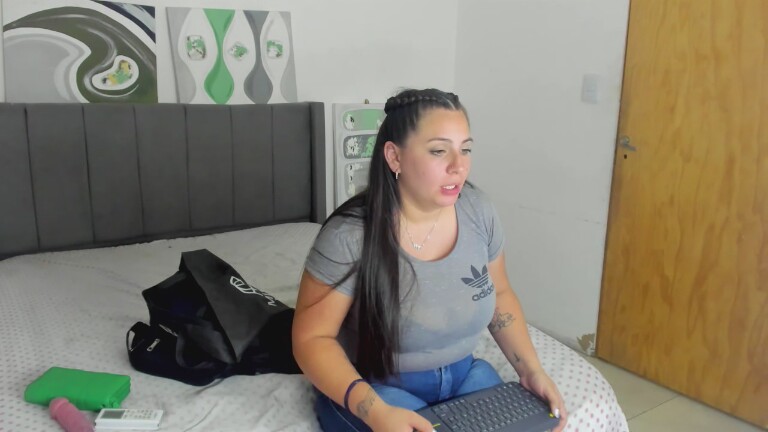 Julianalovesx's Streamate show and profile