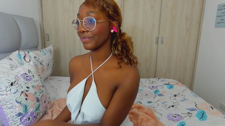 ZoeCollin's Streamate show and profile