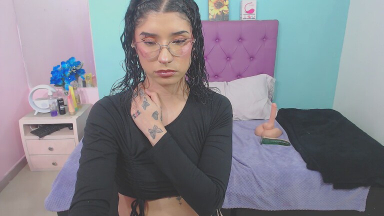 CinthyaGomez66's Streamate show and profile