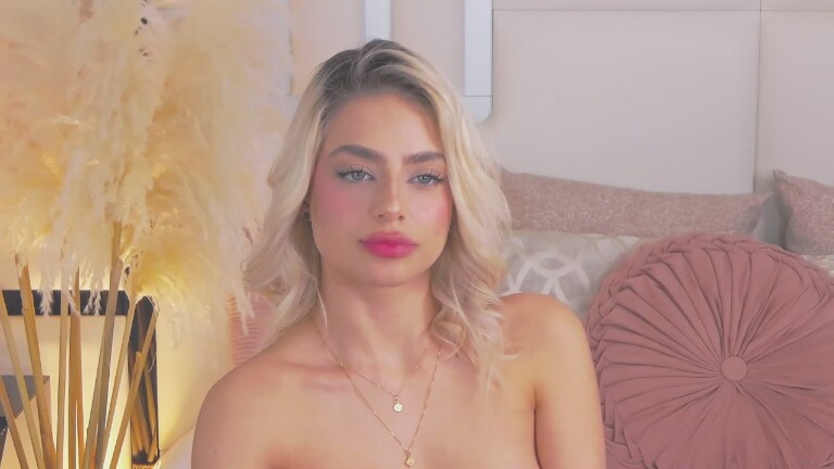 JohanaMiller's Streamate show and profile