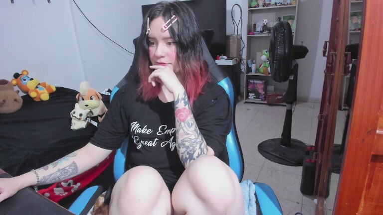 Red_Pandemonium's Streamate show and profile