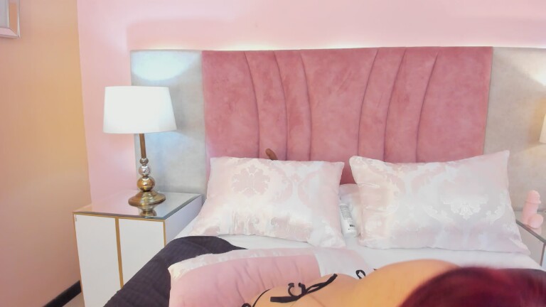 ErinSpark's Streamate show and profile