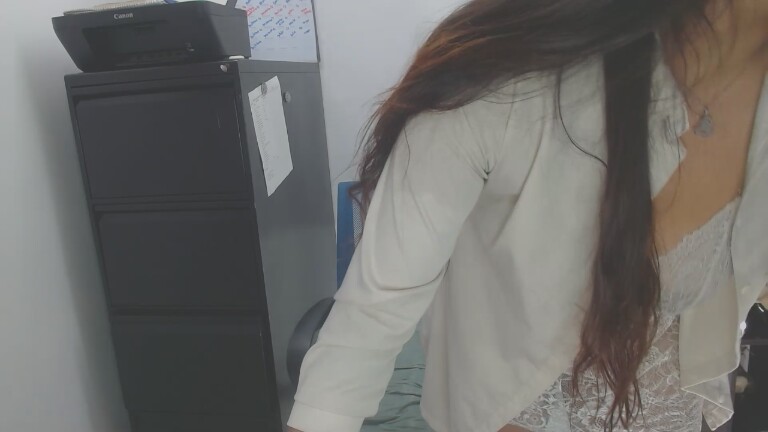 LunaDumont's Streamate show and profile