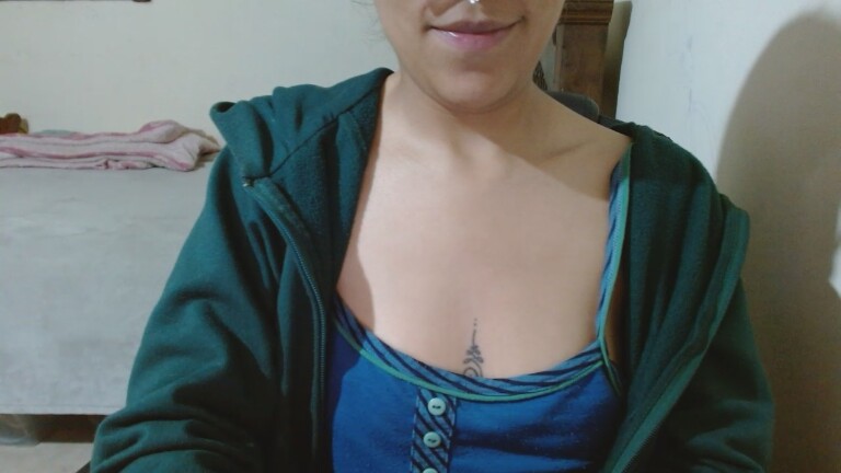 Lolaa888's Streamate show and profile