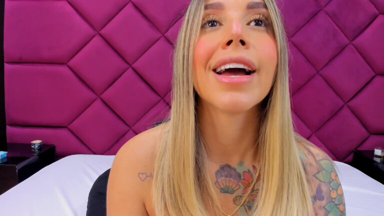 AlessaMills's Streamate show and profile