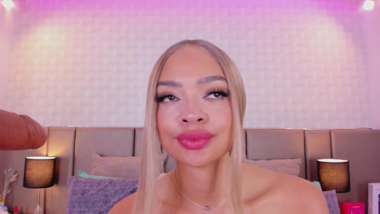 Anna_Jenssen's Streamate show and profile