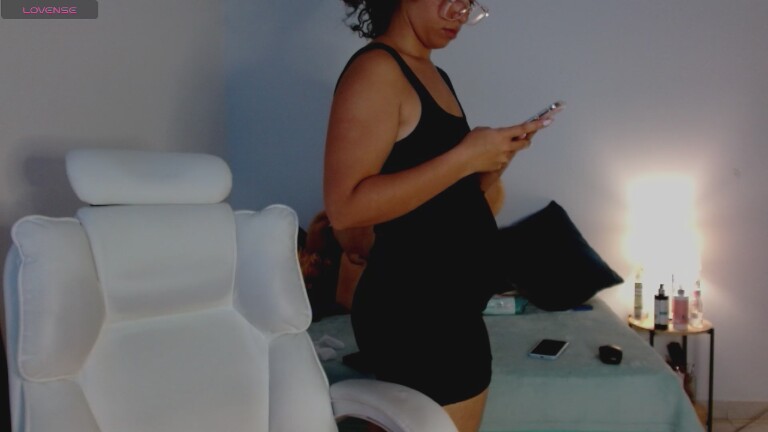 Valentina_blondell19's Streamate show and profile