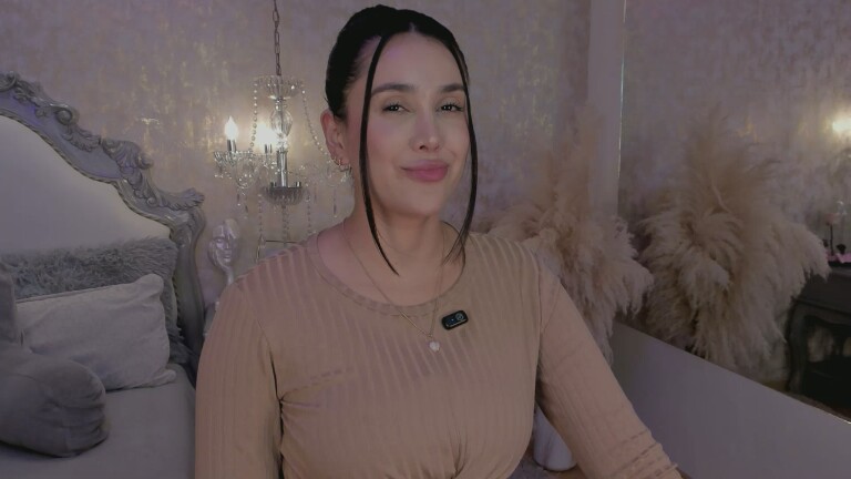 LisWalton's Streamate show and profile