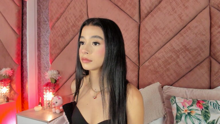 ChloeRosses's Streamate show and profile