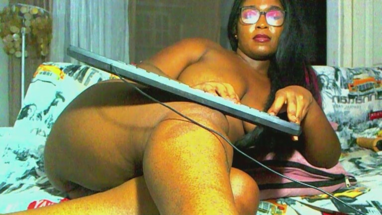 Genexys21's Streamate show and profile