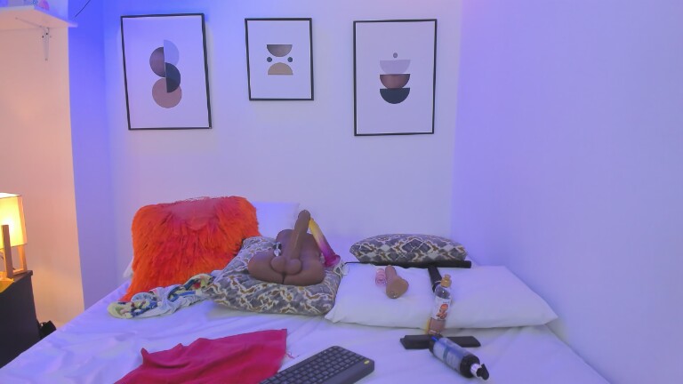 IsabelOrtega's Streamate show and profile