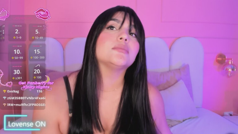 MadelineSaint's Streamate show and profile