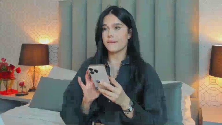 ValeniaMoore's Streamate show and profile