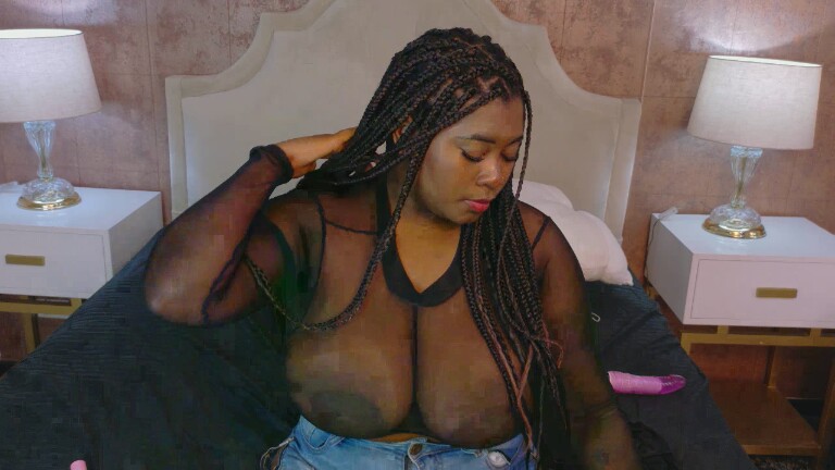 NahomiLux's Streamate show and profile