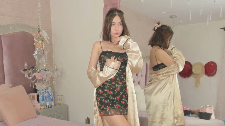 AlejandraLee's Streamate show and profile