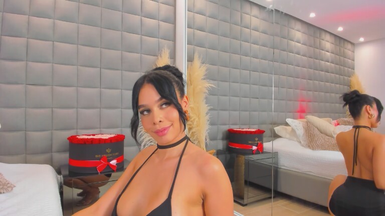 PaolaFalkon's Streamate show and profile