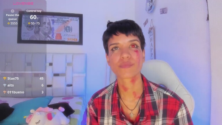 orianaasaenz's Streamate show and profile