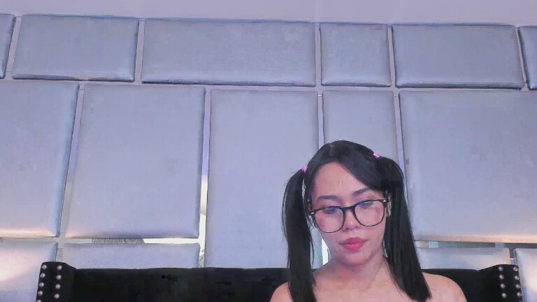 EmilyBlack69's Streamate show and profile