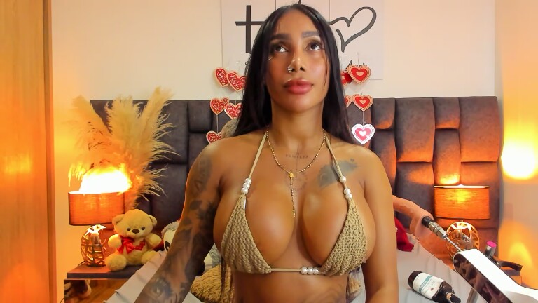 MelanieDuque's Streamate show and profile
