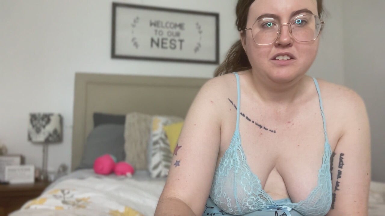 happylilcamgirl