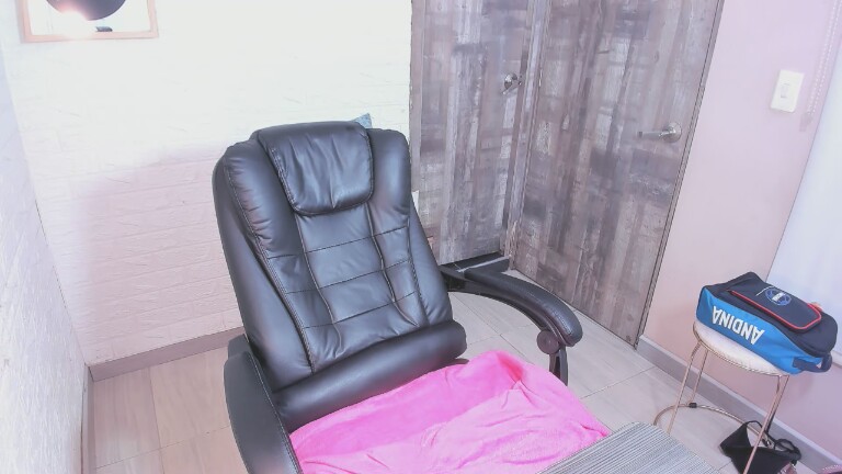 Kristemmx's Streamate show and profile