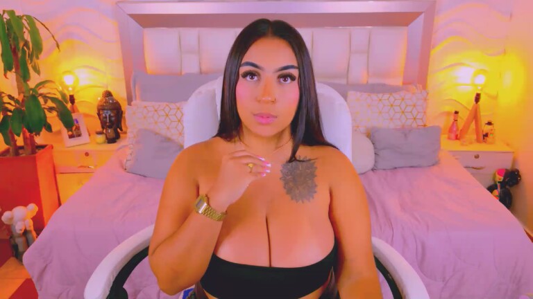 MartinaPiero's Streamate show and profile