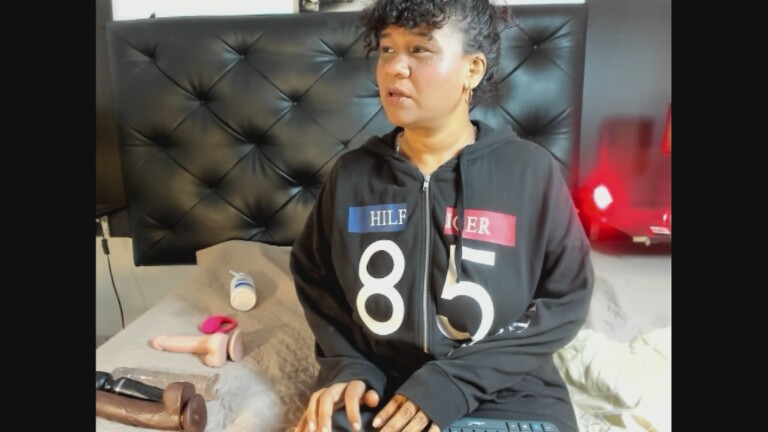 kimberly_marquez's Streamate show and profile