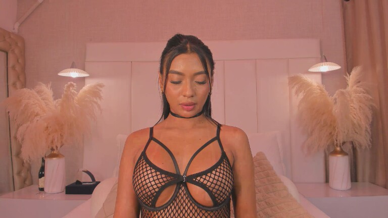 NikoJhon's Streamate show and profile