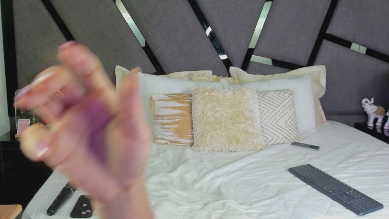 RuddyReyes's Streamate show and profile