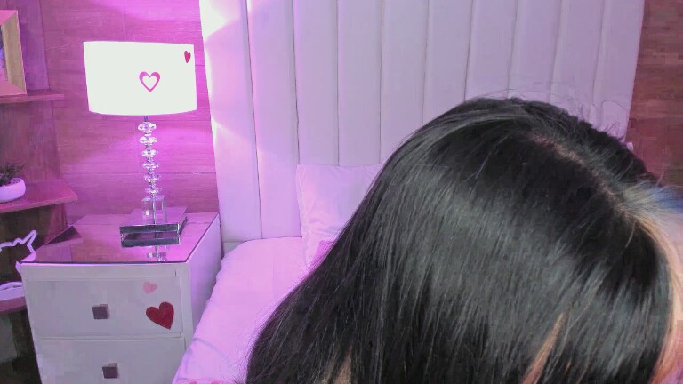 MaddieWaves's Streamate show and profile