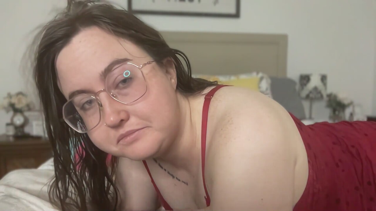 happylilcamgirl