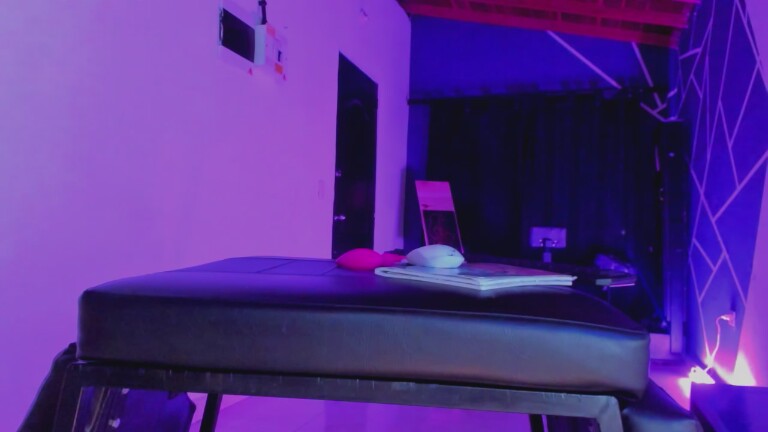 Inkdemon18's Streamate show and profile