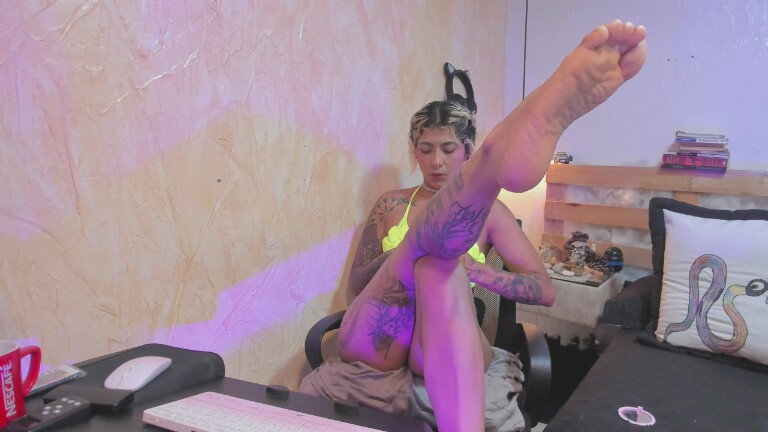 AmbeerLie's Streamate show and profile