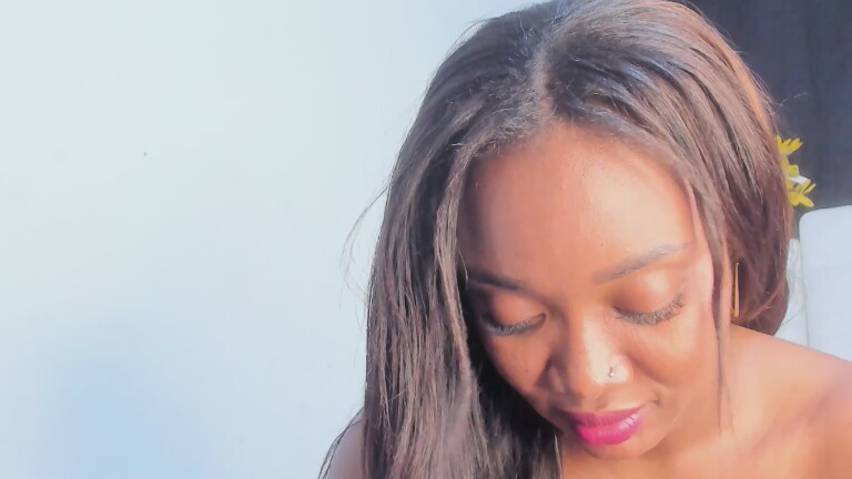 RoxanaBlanche's Streamate show and profile