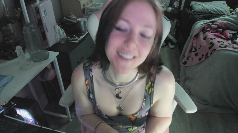 Juvia's Streamate show and profile