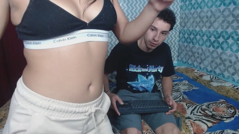 Aisha_Fun's Streamate show and profile