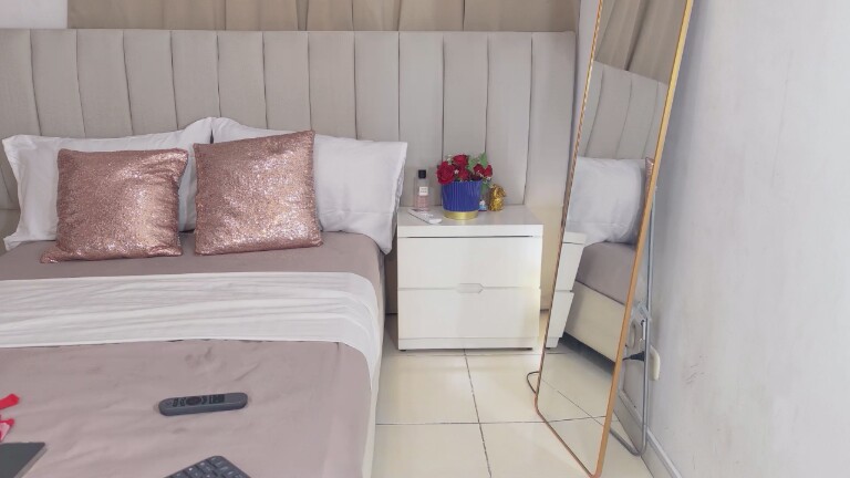 SophiaJohnes's Streamate show and profile