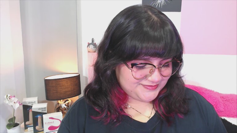 EmmaLush's Streamate show and profile