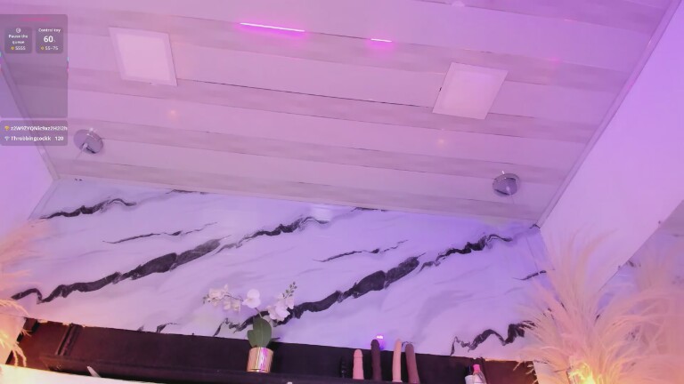 ZoeJohnson66's Streamate show and profile