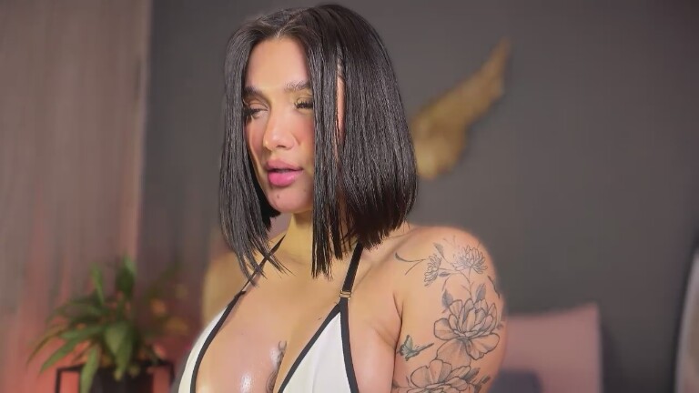 Lotie_Cox's Streamate show and profile