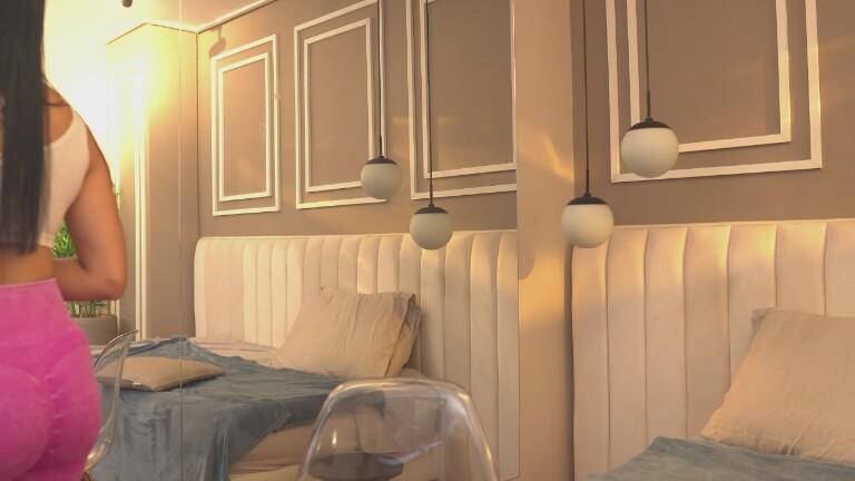 GabyReid's Streamate show and profile