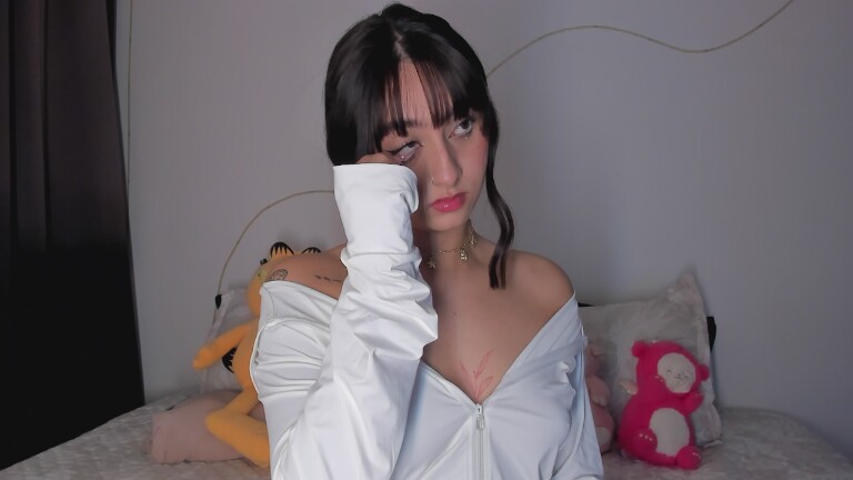 RoseHoldenn's Streamate show and profile