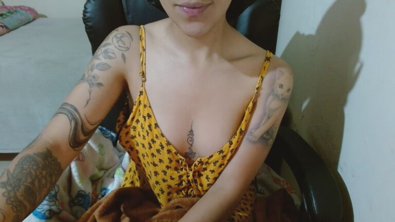 Lolaa888's Streamate show and profile