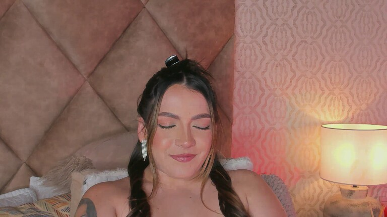 AmberLewiis's Streamate show and profile