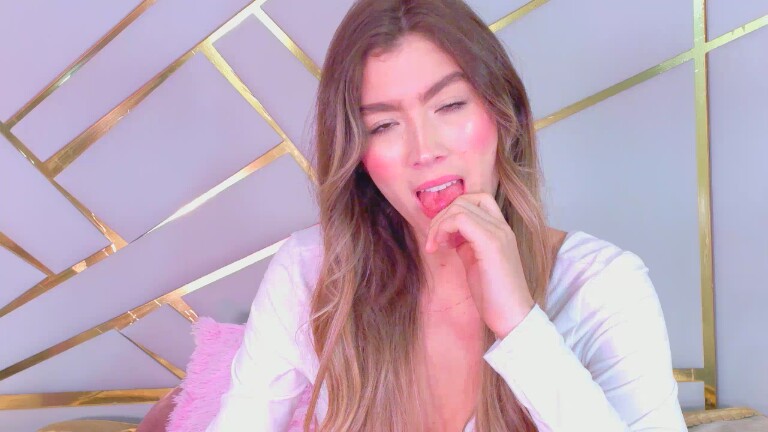 LauraFord's Streamate show and profile