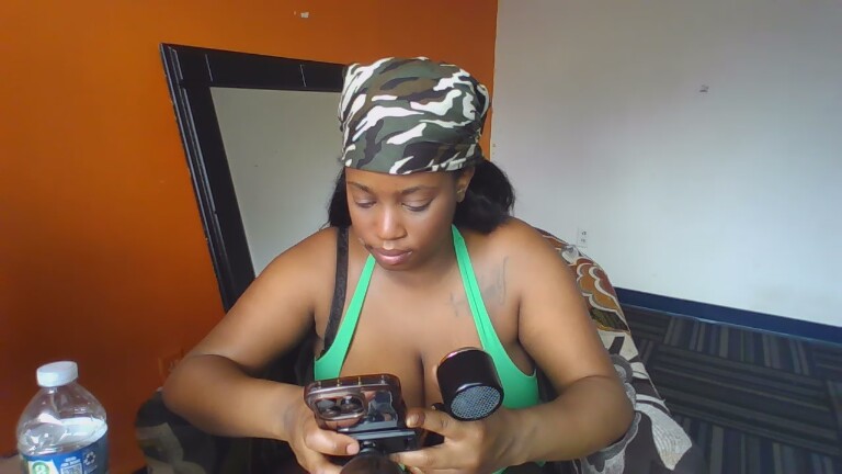 MistressMochaReignn's Streamate show and profile